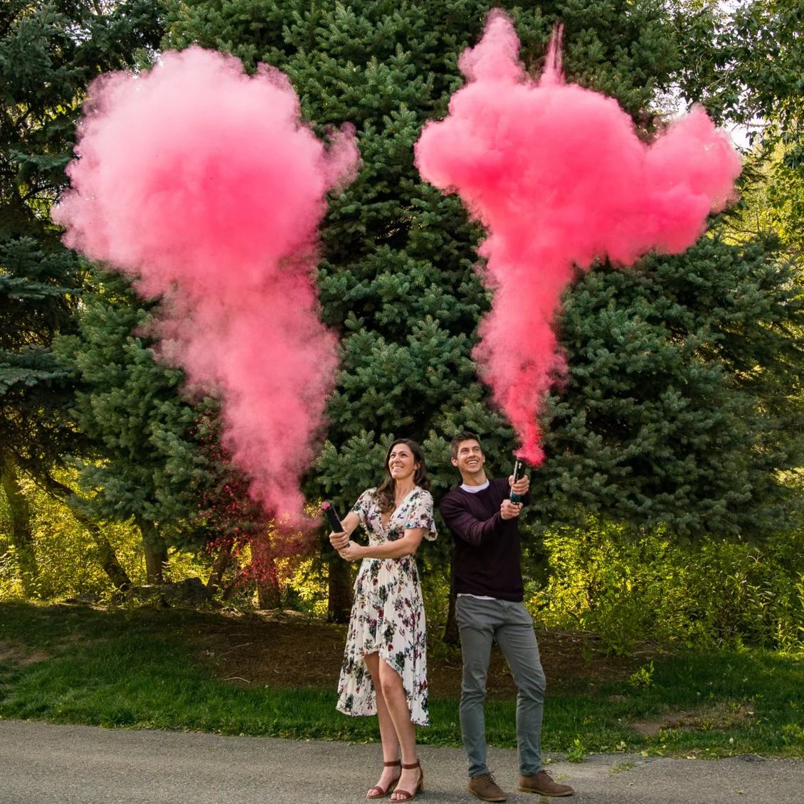 kanonaki-me-skoni-gia-gender-reveal-me-ephe-kapnoi_3